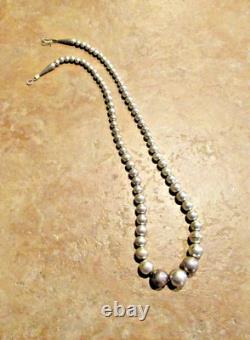 19 Excellent Vintage Navajo Graduated Sterling Silver PEARLS Bead Necklace