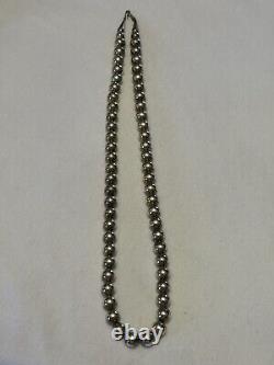 24.5 Vintage Native Navajo Sterling Silver Pearls Bead Necklace