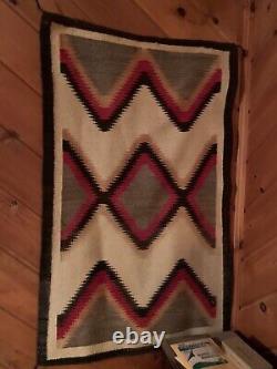 Navajo rug vintage
