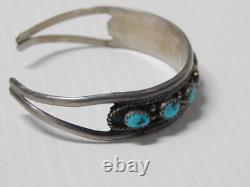 SIGNED VINTAGE NAVAJO INDIAN 8 STONE STERLING TURQUOISE ROW BRACELET nice qlty