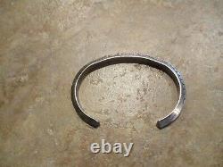 SPLENDID! Vintage Navajo Carinated Sterling Silver STAMPED DESIGN Bracelet