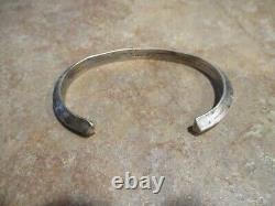 SPLENDID! Vintage Navajo Carinated Sterling Silver STAMPED DESIGN Bracelet