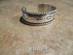 SUBSTANTIAL Vintage Navajo Sterling Silver STAMPED BIRD Design Bracelet