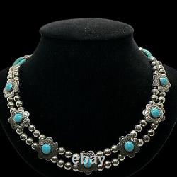 Stunning Vintage Navajo Turquoise and Sterling Silver 925 Necklace 20