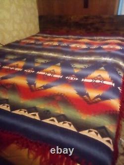 Vintage Beacon Wool Blanket American Indian With Yarn Fringe Trim 72X 62