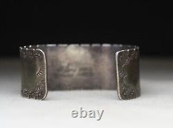 Vintage Native American Navajo Turquoise Sterling Silver Cuff Bracelet