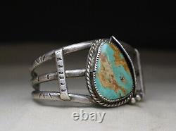 Vintage Native American Navajo Turquoise Sterling Silver Cuff Bracelet