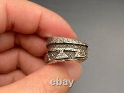 Vintage Navajo Indian Sand Cast Sterling Silver Ring Size 9.5