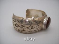 Vintage Navajo Native Indian J WRIGHT Carnelian Stone Sterling 925 Cuff Bracelet