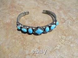 Bracelet en argent sterling Navajo Vintage avec SEPT Turquoises Design