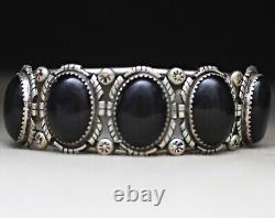 Bracelet manchette en argent sterling avec onyx noir de style amérindien Navajo vintage