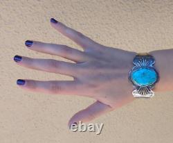 Bracelet manchette vintage en argent avec une grande turquoise, style Navajo indien
