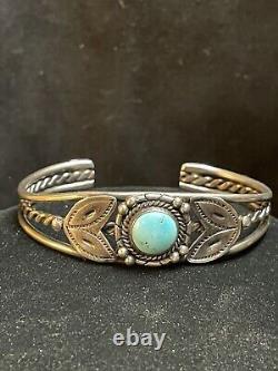 Bracelet manchette vintage en argent sterling Navajo avec feuille en turquoise