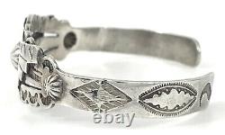 Bracelet manchette vintage en argent sterling estampé Navajo Fred Harvey avec motif de Thunderbird