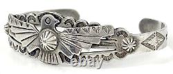 Bracelet manchette vintage en argent sterling estampé Navajo Fred Harvey avec motif de Thunderbird