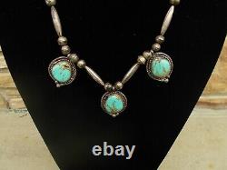 Collier vintage en argent sterling Navajo et turquoise de l'ancien temps