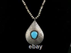 Collier vintage en perles d'argent en forme de boîte d'ombre avec turquoise de l'Indien Navajo 24