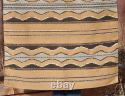 Grand tapis vintage Chinle Navajo indien, 59 x 41, en d'anciens colorants végétaux doux.