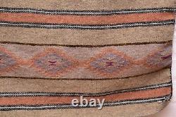 Tapis Navajo vintage à rayures larges de 37x28 pouces, design de Mable Chester, amérindien natif.