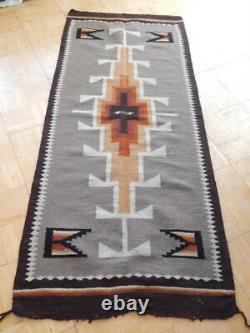 Tapis de coureur vintage Navajo indien Xtra Large 32x74.5 Deux Grey Hills